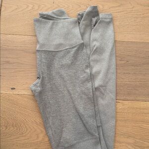 ALO Yoga Gray Goddess Leggings Soft Knit Tapered Design